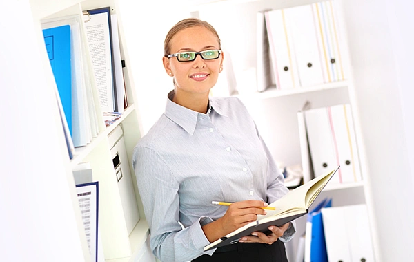 Профессия инспектор по кадрам: обучение и перспективы